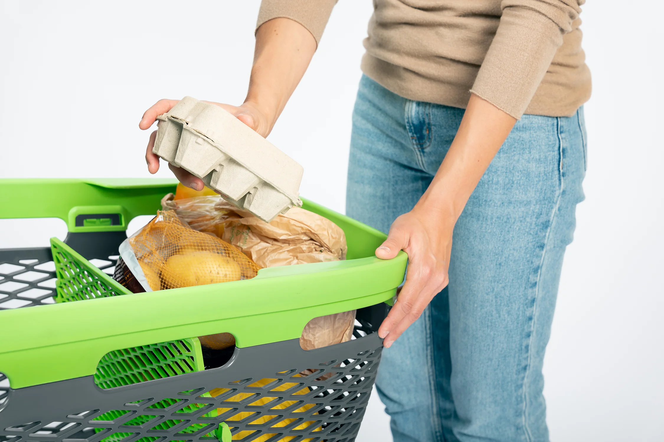 Fixed divider for fresh food