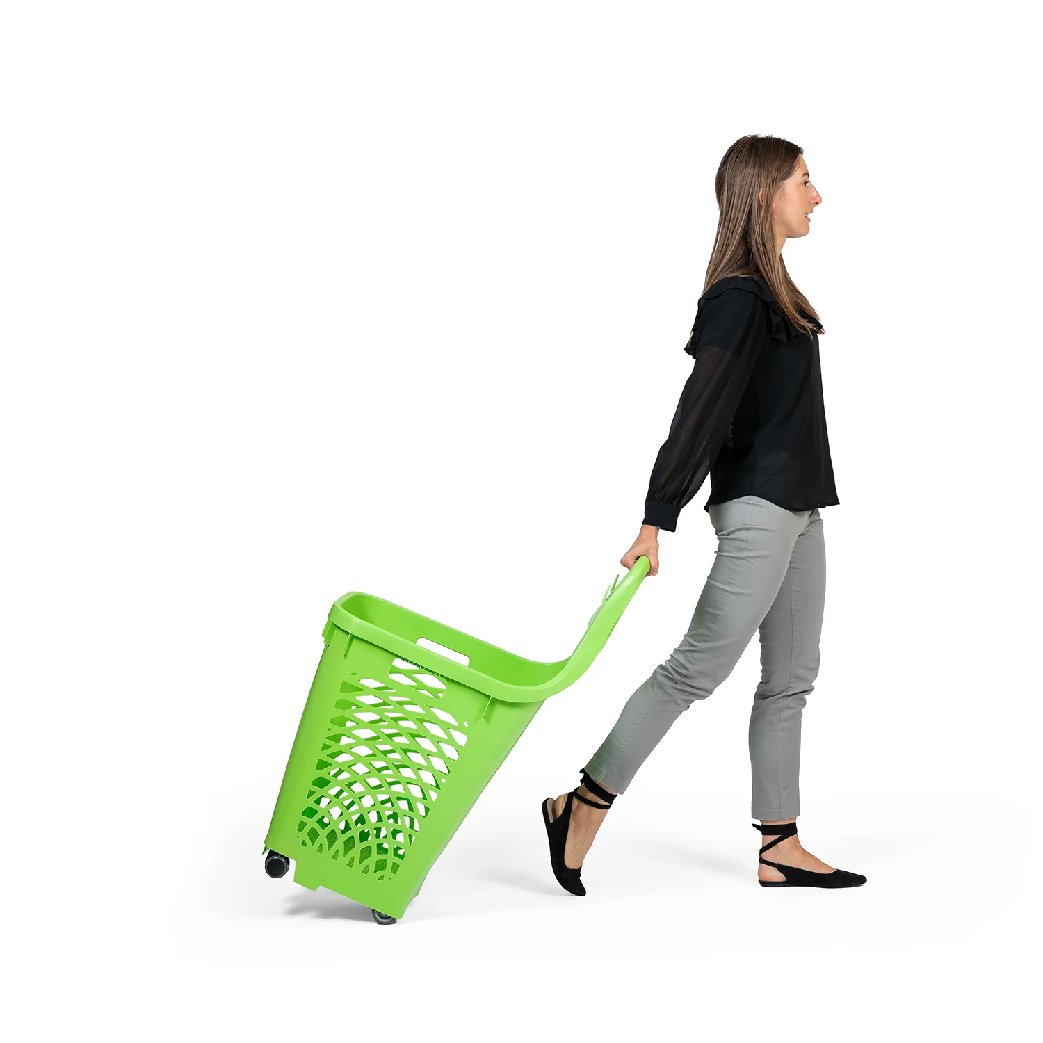 Slimmer side view in motion (pull)